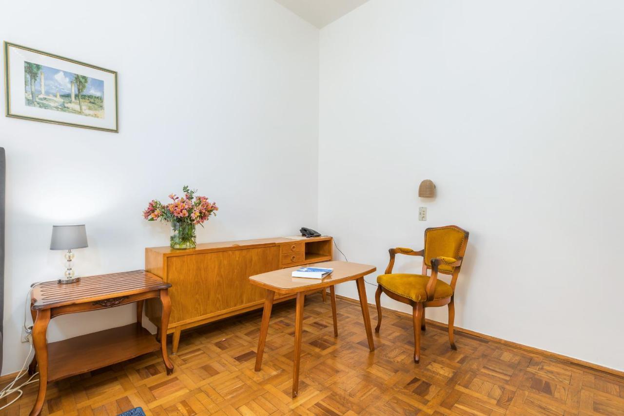 Brijuni Rooms Karmen 法扎纳 外观 照片